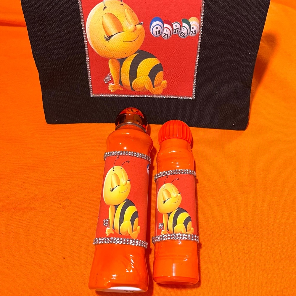 Custom bingo/pouch set